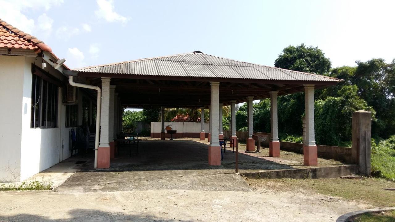 Marang Village Resort Екстериор снимка
